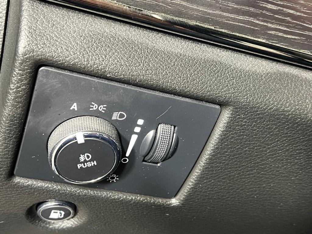 used 2021 Jeep Grand Cherokee car, priced at $31,295