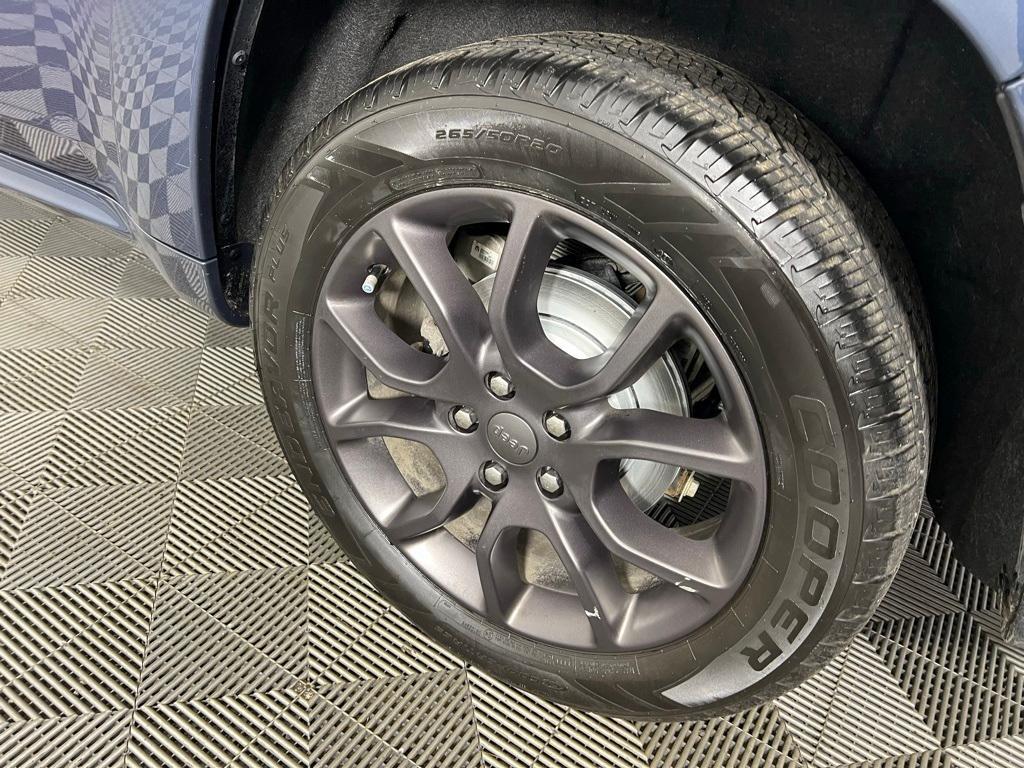 used 2021 Jeep Grand Cherokee car, priced at $31,295