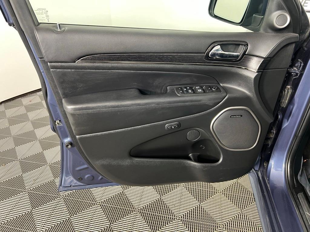 used 2021 Jeep Grand Cherokee car, priced at $31,295