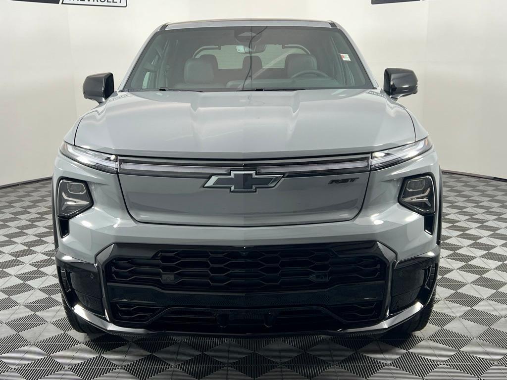 new 2025 Chevrolet Silverado EV car, priced at $89,590