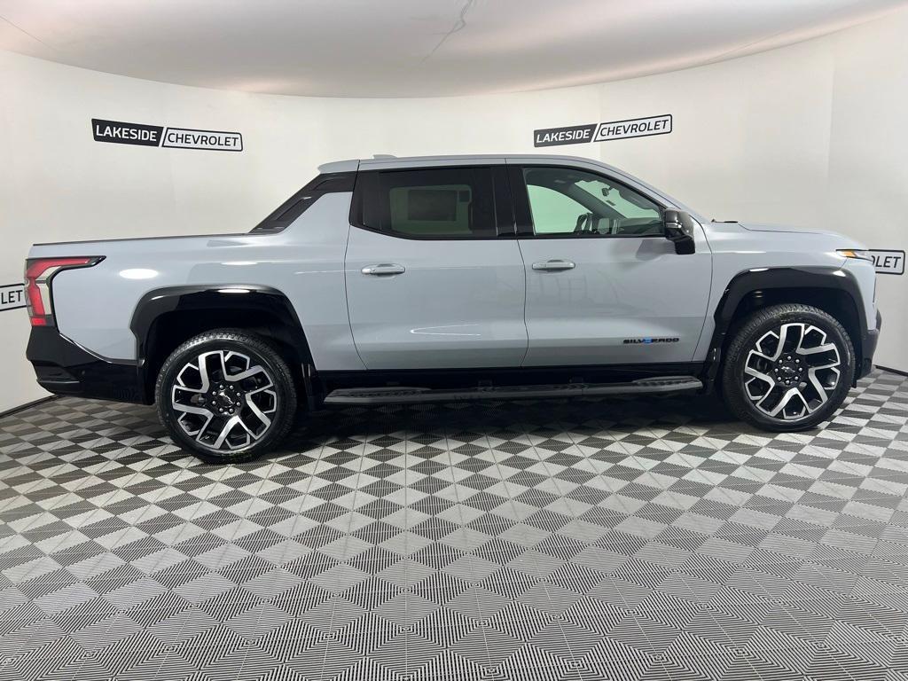 new 2025 Chevrolet Silverado EV car, priced at $89,590
