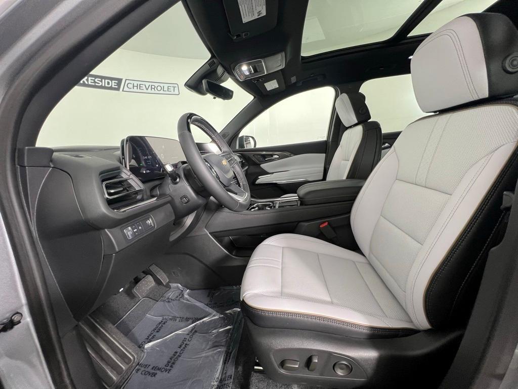 new 2025 Chevrolet Traverse car, priced at $56,795