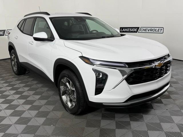 new 2025 Chevrolet Trax car, priced at $25,485