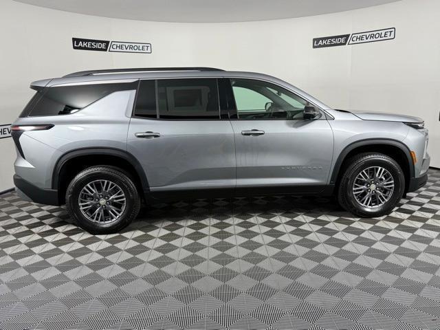 new 2026 Chevrolet Traverse car, priced at $45,215