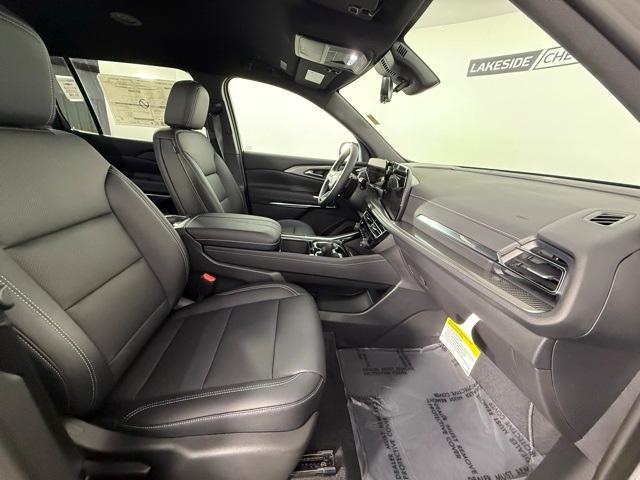 new 2026 Chevrolet Traverse car, priced at $45,215