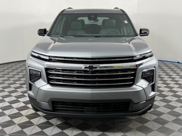 new 2026 Chevrolet Traverse car, priced at $45,215