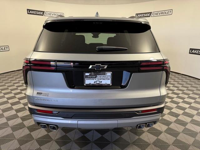 new 2026 Chevrolet Traverse car, priced at $45,215