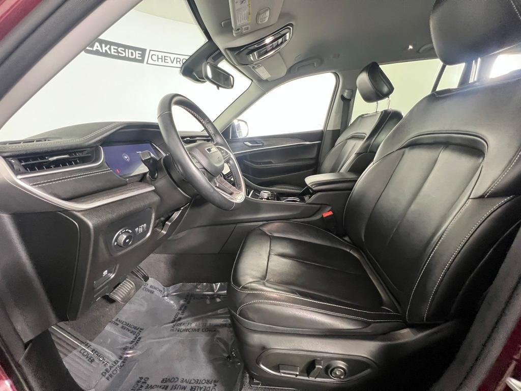 used 2022 Jeep Grand Cherokee car, priced at $32,997