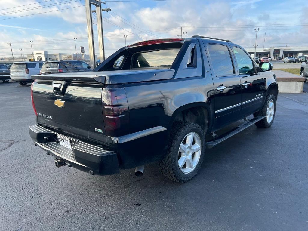 used 2011 Chevrolet Avalanche car, priced at $13,995