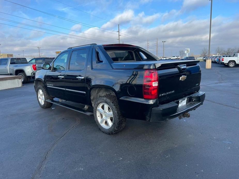 used 2011 Chevrolet Avalanche car, priced at $13,995