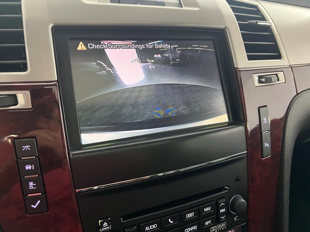 used 2011 Cadillac Escalade ESV car, priced at $9,495