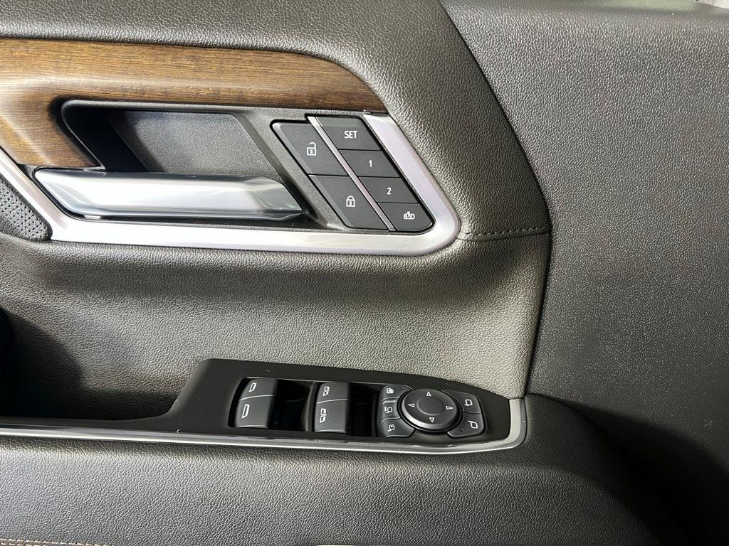 used 2024 Chevrolet Silverado 2500 car, priced at $74,555