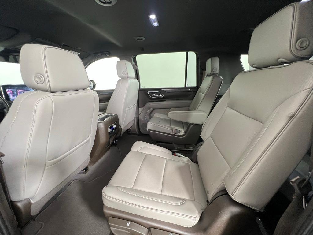 used 2023 GMC Yukon XL car, priced at $49,444