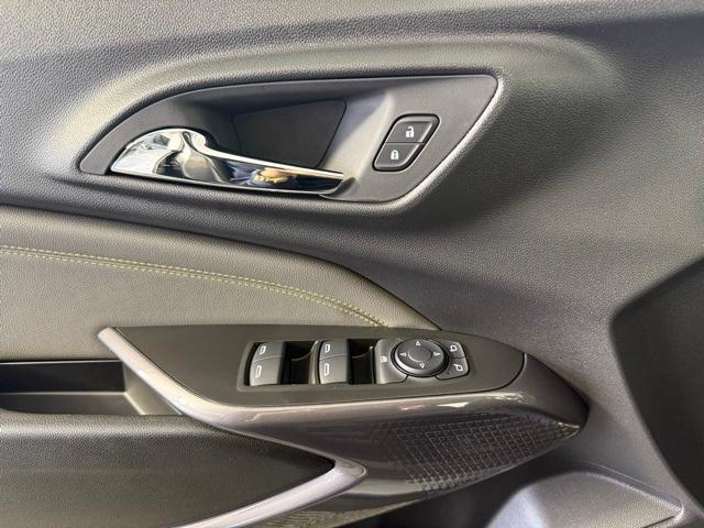 new 2025 Chevrolet Trax car, priced at $26,690