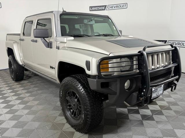 used 2009 Hummer H3T car, priced at $13,145