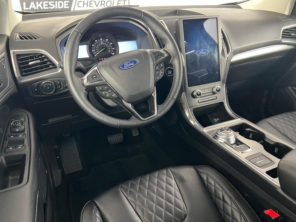 used 2024 Ford Edge car, priced at $31,999