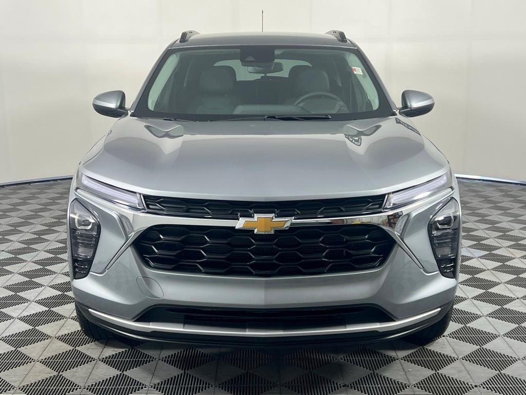 new 2025 Chevrolet Trax car, priced at $24,690