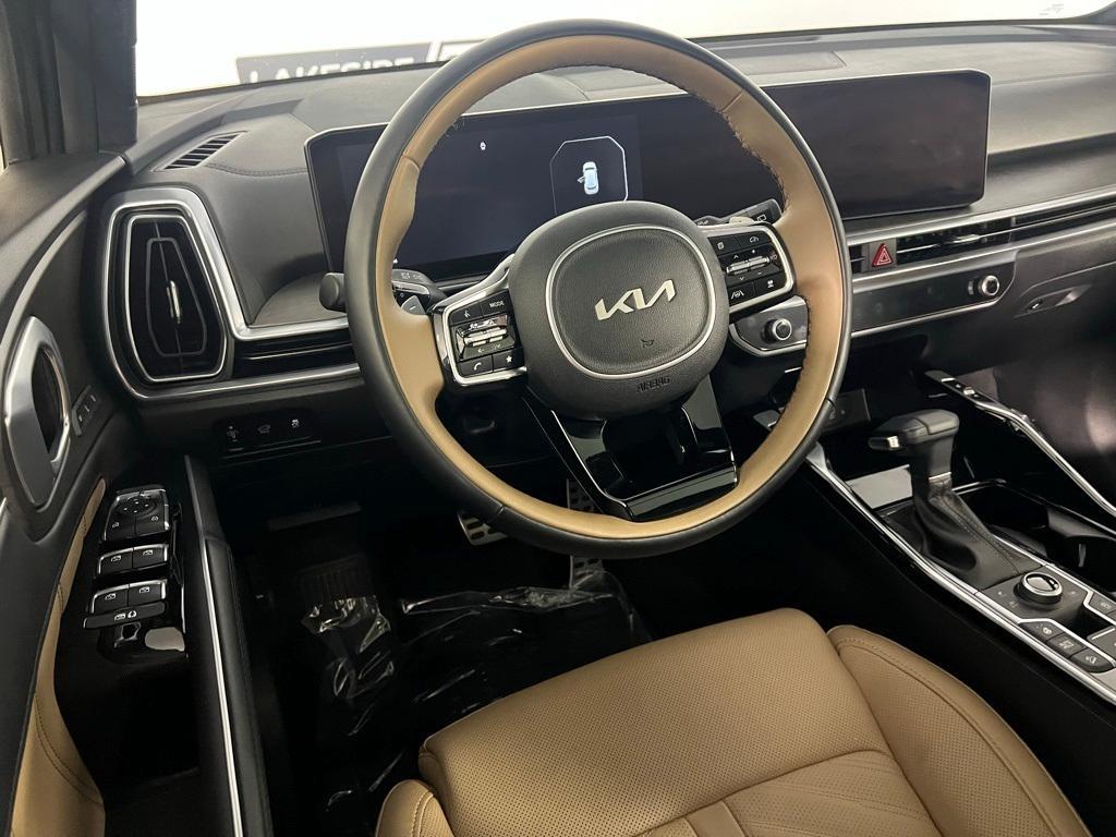 used 2025 Kia Sorento car, priced at $42,999
