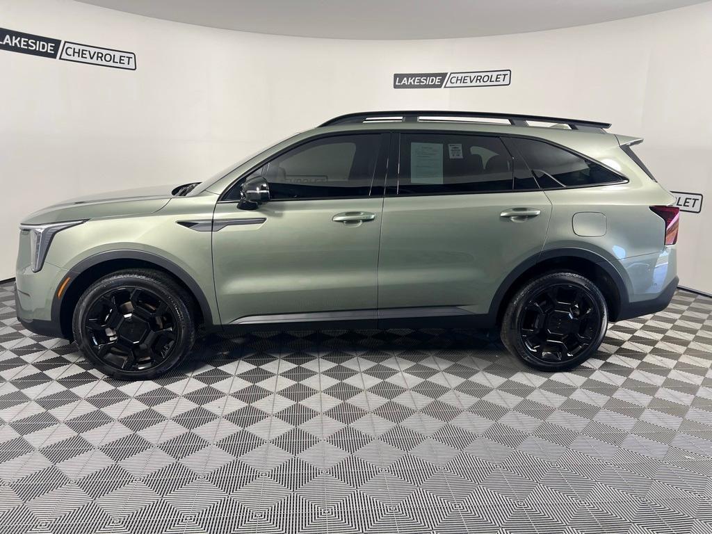 used 2025 Kia Sorento car, priced at $42,999