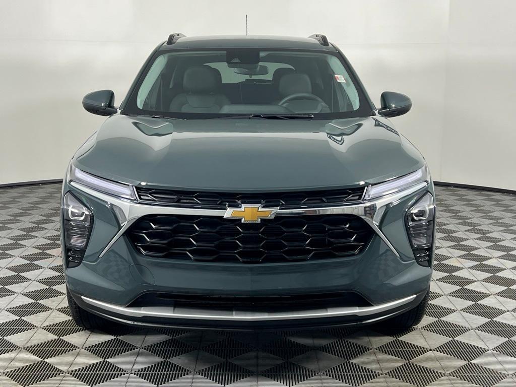 new 2025 Chevrolet Trax car, priced at $23,595