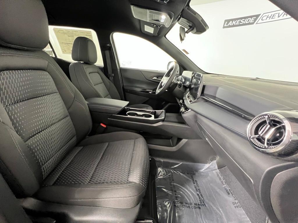new 2025 Chevrolet Equinox car, priced at $31,475