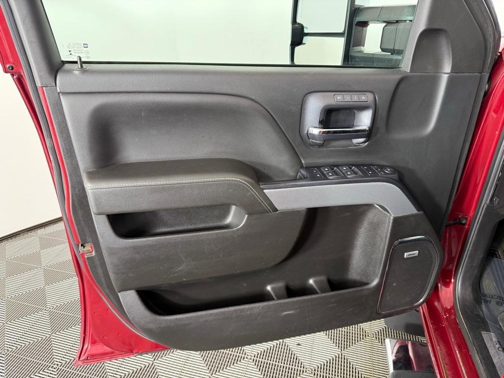 used 2018 Chevrolet Silverado 2500 car, priced at $46,995