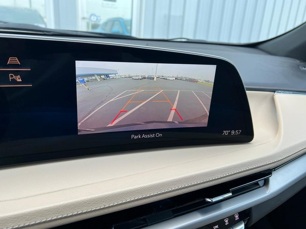 used 2024 Cadillac XT4 car, priced at $35,444