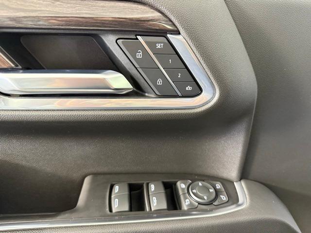 used 2022 Chevrolet Silverado 1500 car, priced at $35,995