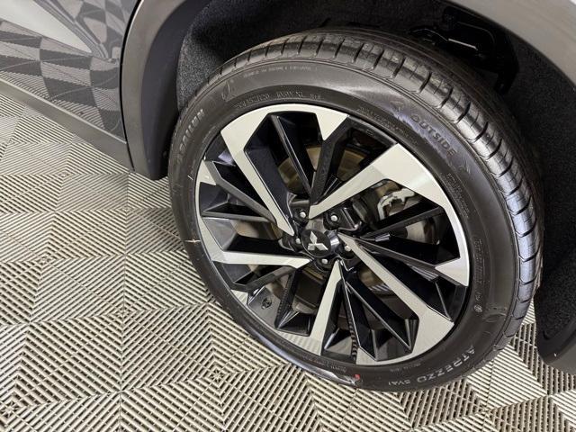 used 2024 Mitsubishi Outlander car, priced at $24,999