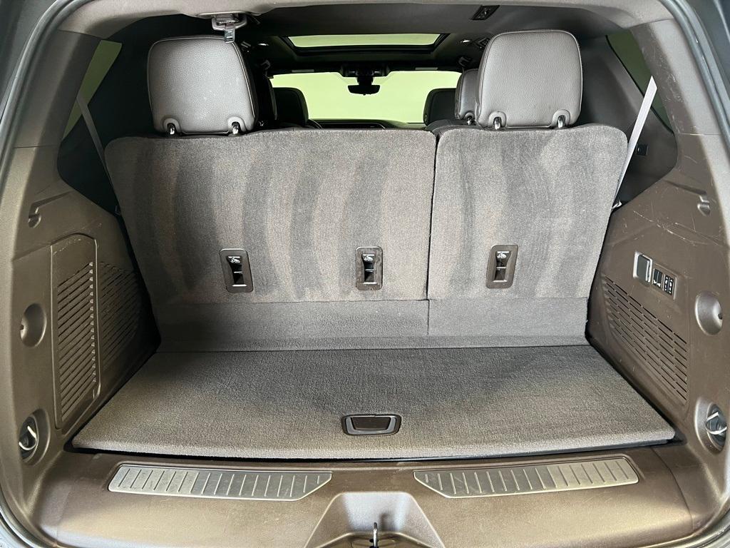 used 2021 GMC Yukon car, priced at $43,999