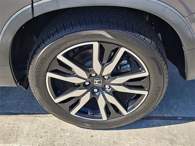 used 2020 Honda Pilot car, priced at $26,488