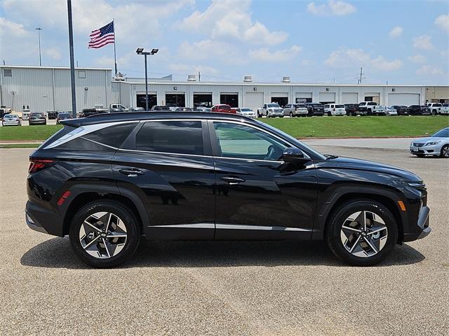new 2025 Hyundai Tucson car, priced at $30,895