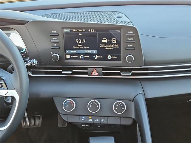 new 2025 Hyundai Elantra car, priced at $18,789