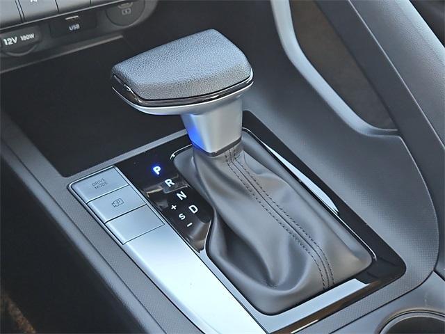 new 2025 Hyundai Elantra car, priced at $18,789