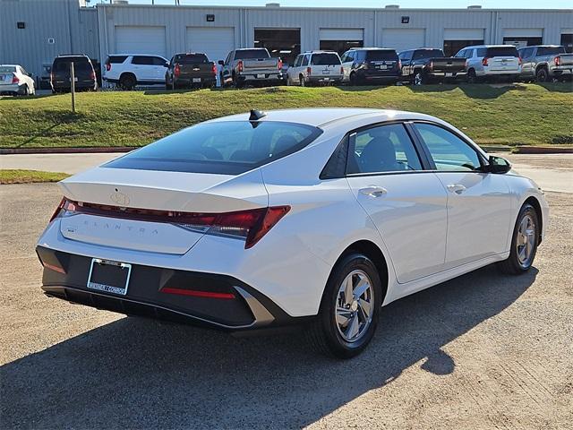 new 2025 Hyundai Elantra car, priced at $18,789
