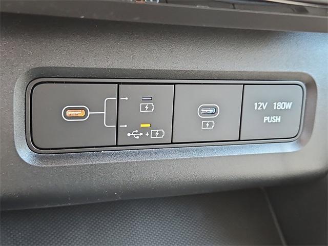 new 2025 Hyundai TUCSON Hybrid car, priced at $26,190