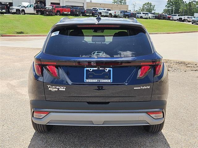 new 2025 Hyundai TUCSON Hybrid car, priced at $26,190