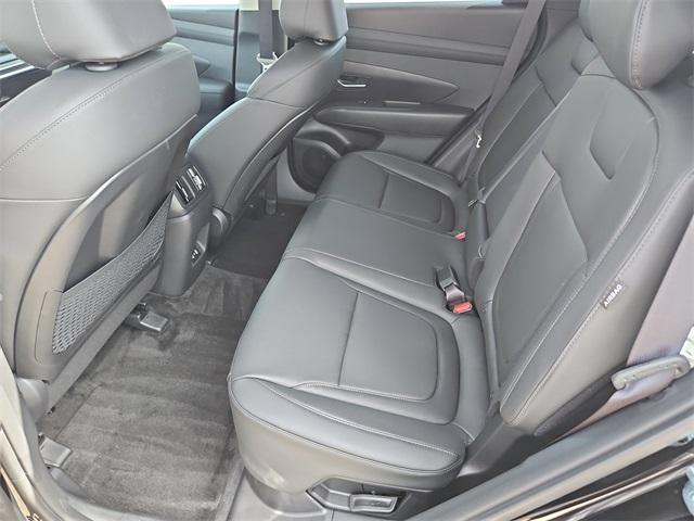 new 2025 Hyundai TUCSON Hybrid car, priced at $29,010