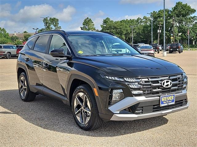new 2025 Hyundai TUCSON Hybrid car, priced at $29,010