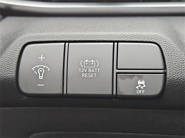 new 2025 Hyundai ELANTRA HEV car, priced at $25,910
