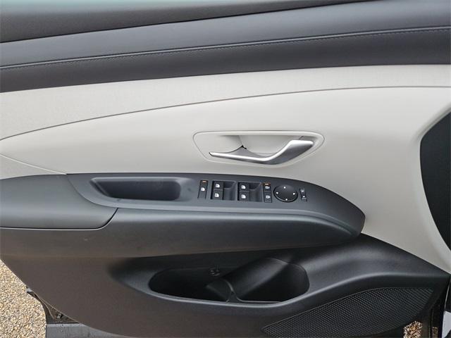 new 2025 Hyundai Tucson car, priced at $33,605