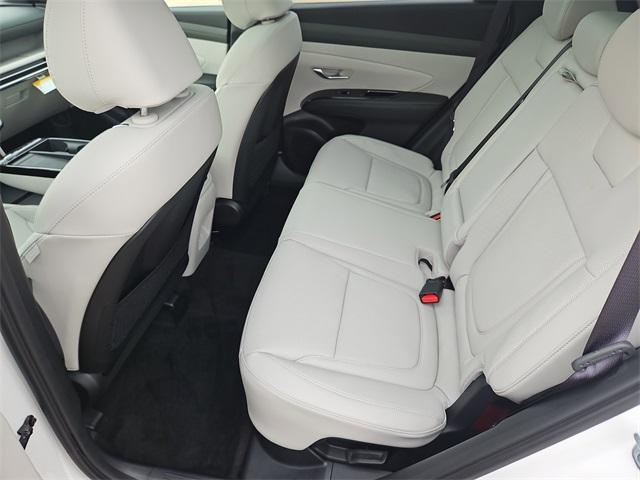 new 2025 Hyundai TUCSON Hybrid car, priced at $42,600