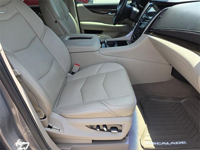 used 2019 Cadillac Escalade ESV car, priced at $28,488