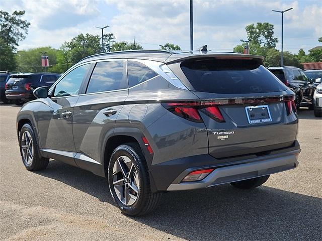 new 2025 Hyundai Tucson car, priced at $30,905