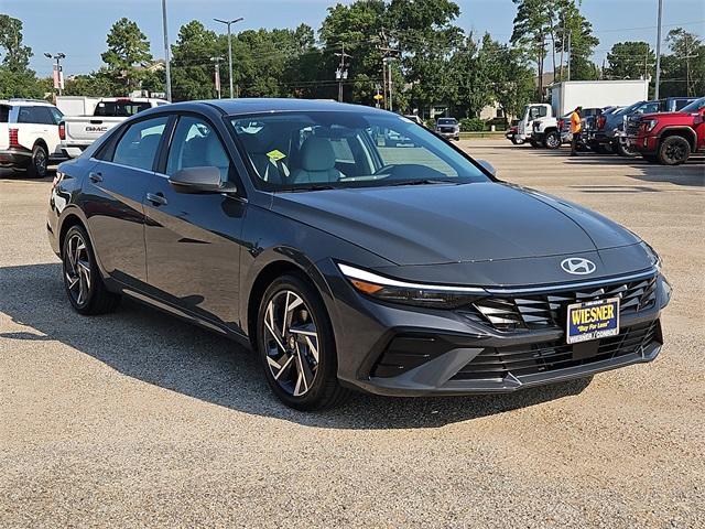 new 2025 Hyundai Elantra car, priced at $27,179