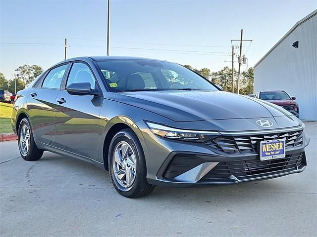 new 2025 Hyundai Elantra car, priced at $20,502