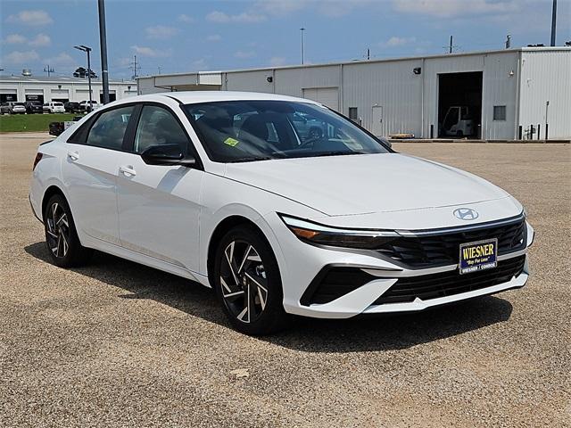 new 2025 Hyundai Elantra car, priced at $24,285