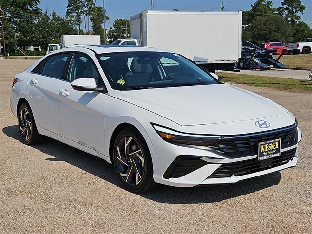 new 2025 Hyundai Elantra car, priced at $23,409