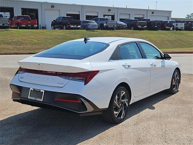 new 2025 Hyundai Elantra car, priced at $23,409