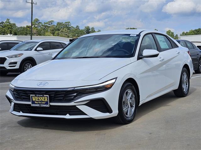 new 2025 Hyundai Elantra car, priced at $20,040